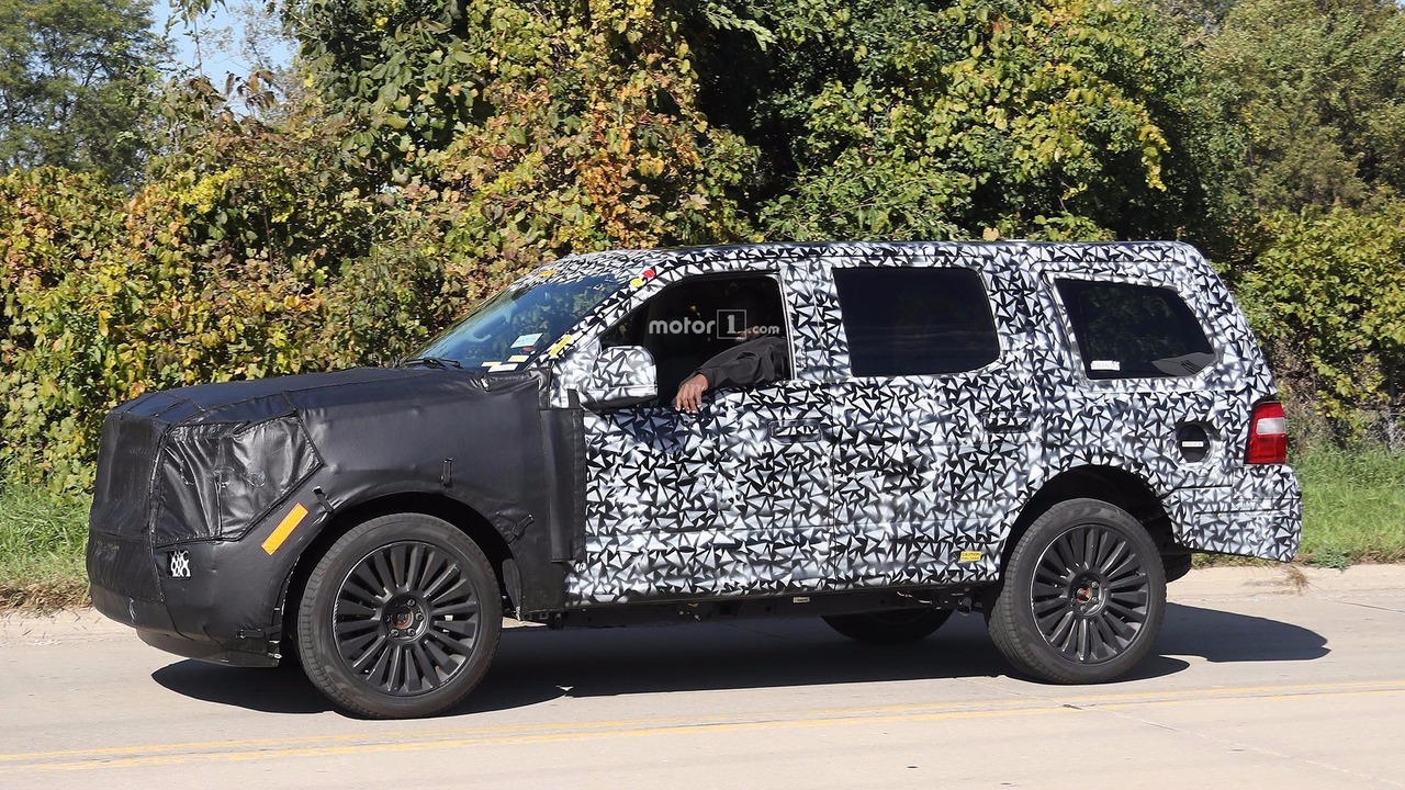 lincoln-navigator-spy-shots-5