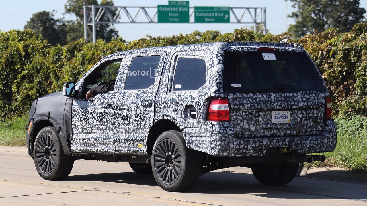 lincoln-navigator-spy-shots-6