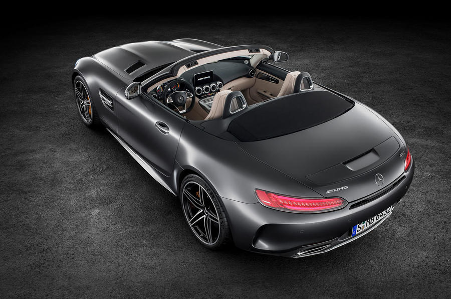 AMG GT C Roadster (R 190), 2016; Exterieur: designo selenitgrau magno; Interieur: Leder Nappa Exklusiv macchiatobeige; Kraftstoffverbrauch kombiniert: xx.x l/100 km, CO2-Emissionen kombiniert: xxx g/km//AMG GT C Roadster (R 190), 2016; exterior: designo selenit grey magno; interior:Nappa leather exclusive macchiato beige; fuel consumption, combined: xx,x l/100 km; combined CO2 emissions: xxx g/km