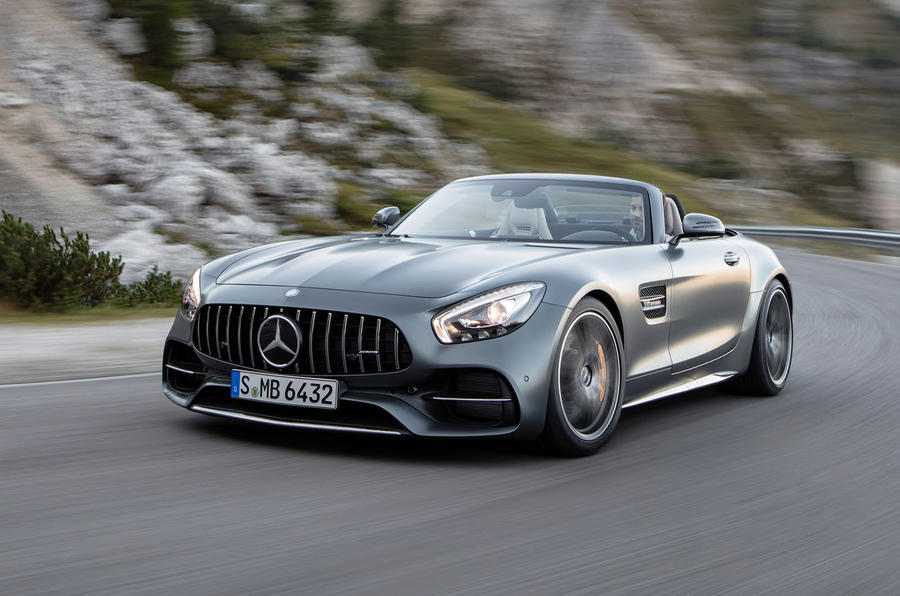 AMG GT C Roadster (R 190), 2016; Exterieur: designo selenitgrau magno; Interieur: Leder Nappa Exklusiv macchiatobeige; Kraftstoffverbrauch kombiniert: 11,4 l/100 km, CO2-Emissionen kombiniert: 259 g/km//AMG GT C Roadster (R 190), 2016; exterior: designo selenit grey magno; interior:Nappa leather exclusive macchiato beige; fuel consumption, combined: 11.4 l/100 km; combined CO2 emissions: 259 g/km