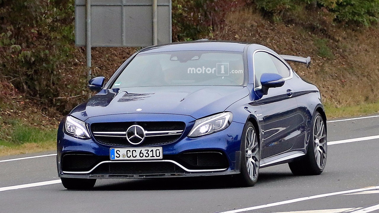 mercedes-amg-c63-r-coupe-spy-pics-2