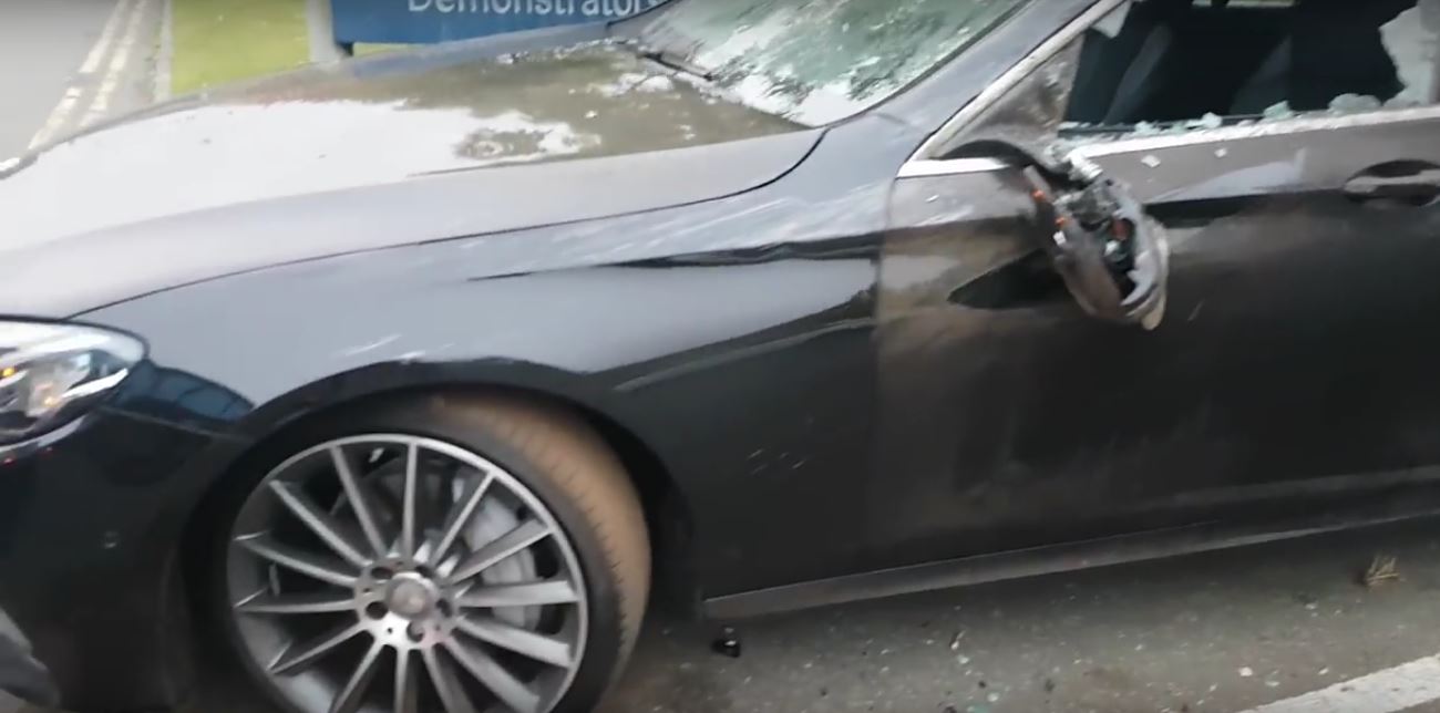 tesla-model-s-has-airborne-crash-in-the-uk-flies-into-mercedes-benz-dealership_5