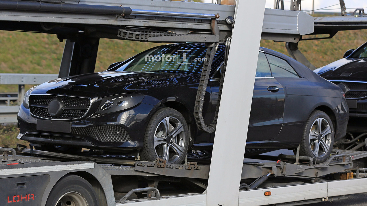 2017-mercedes-e-class-coupe-spy-photo