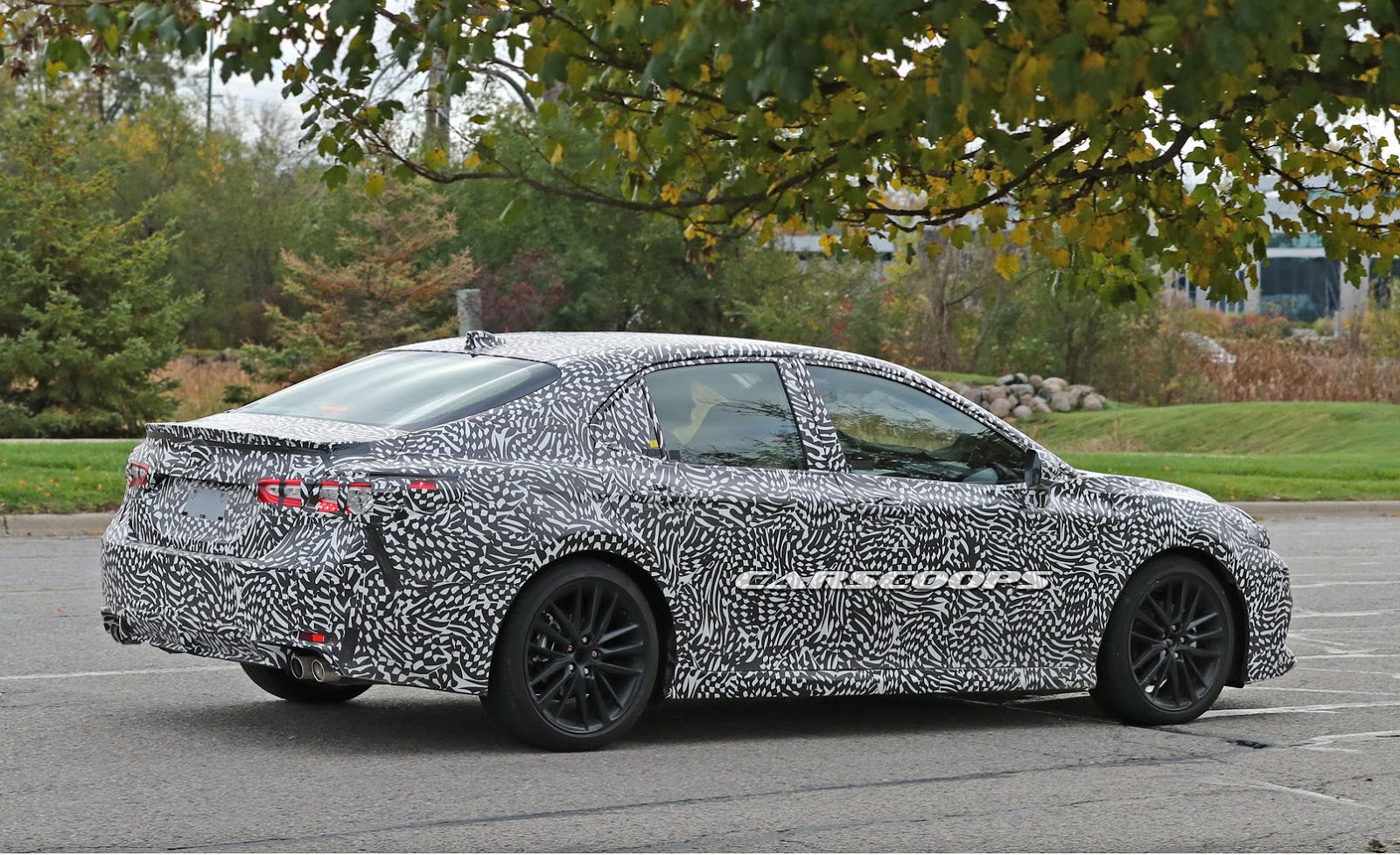 2018-toyota-camry-12