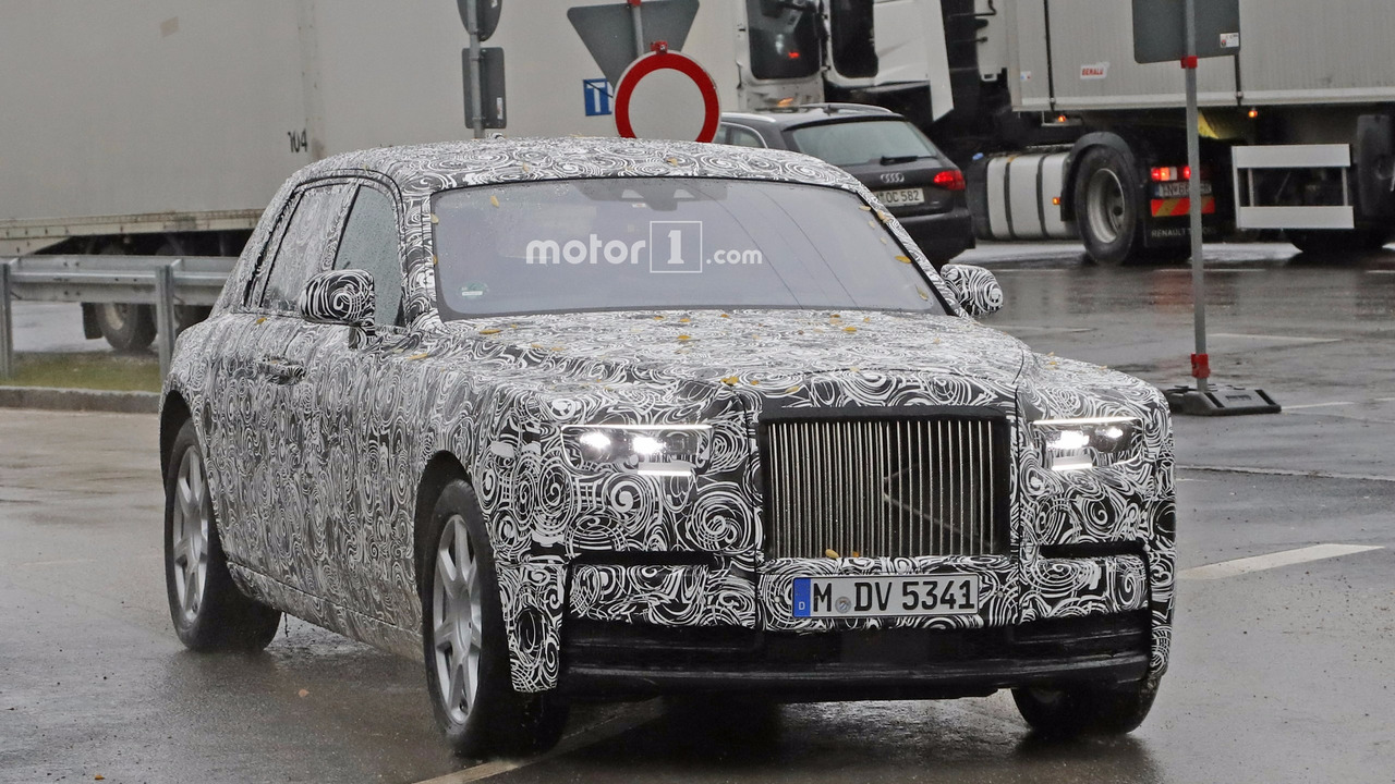 2018-rolls-royce-phantom-spy-photo-1