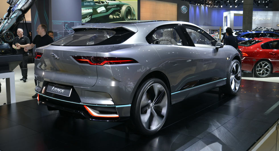 تُرى هل ستحصل “جاغوار I-Pace” على نسخة SVO عالية الأداء خلال 2017؟ Jaguar I-Pace