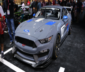 “فيديو” شاهد فورد موستنج 2016 FORD MUSTANG GT4 في معرض SEMA 2016 6