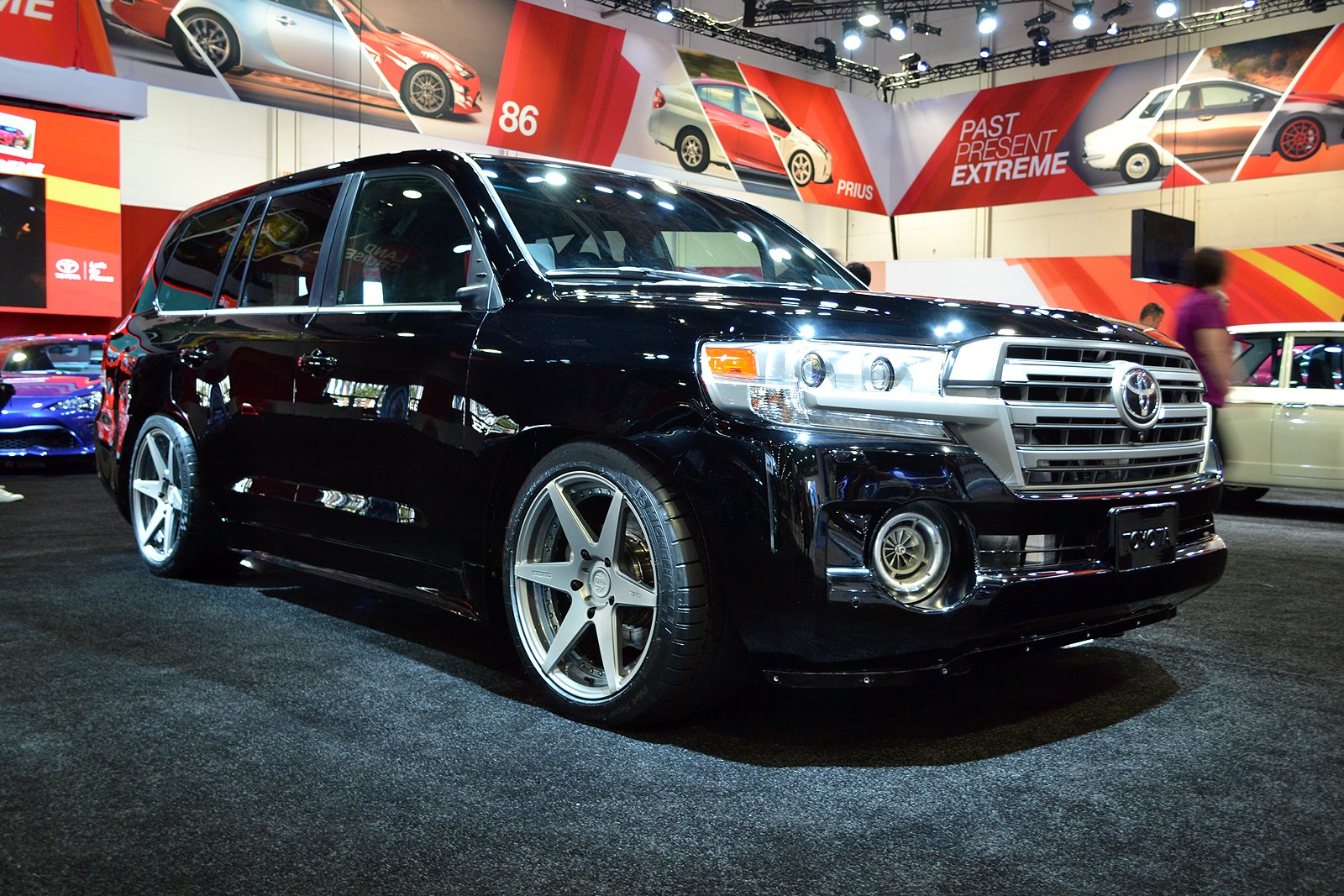 toyota-land-speed-cruiser-sema-2016-001