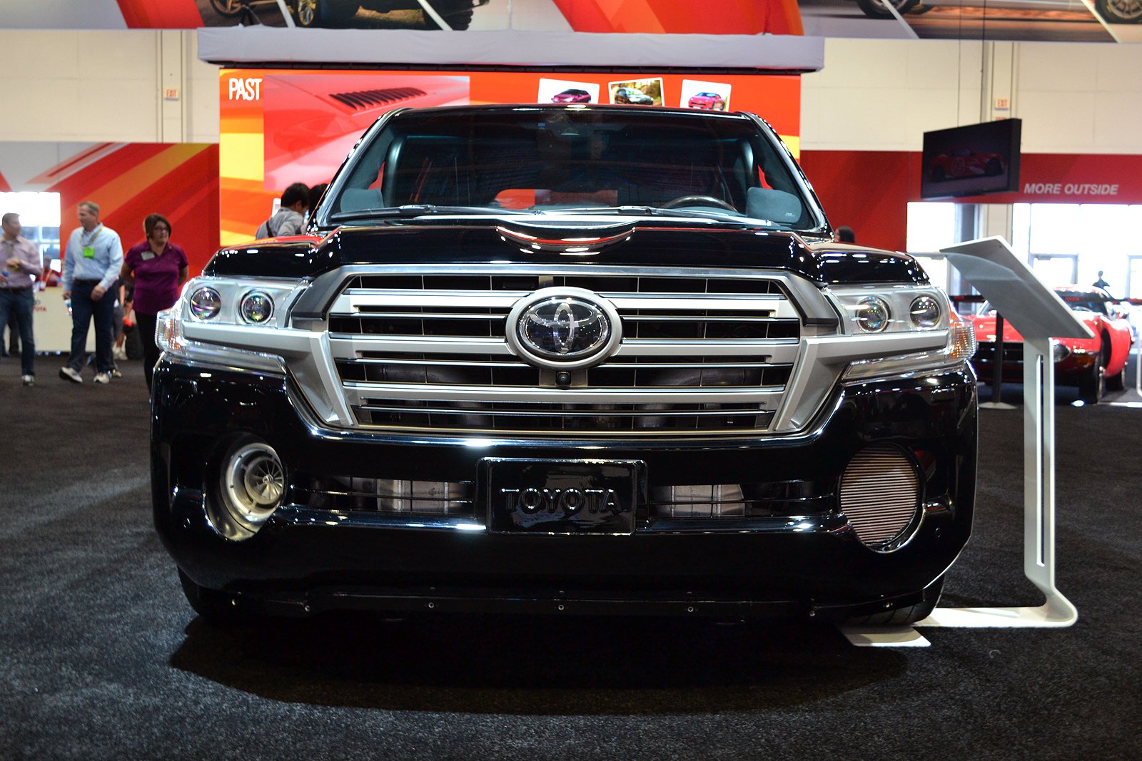 toyota-land-speed-cruiser-sema-2016-006