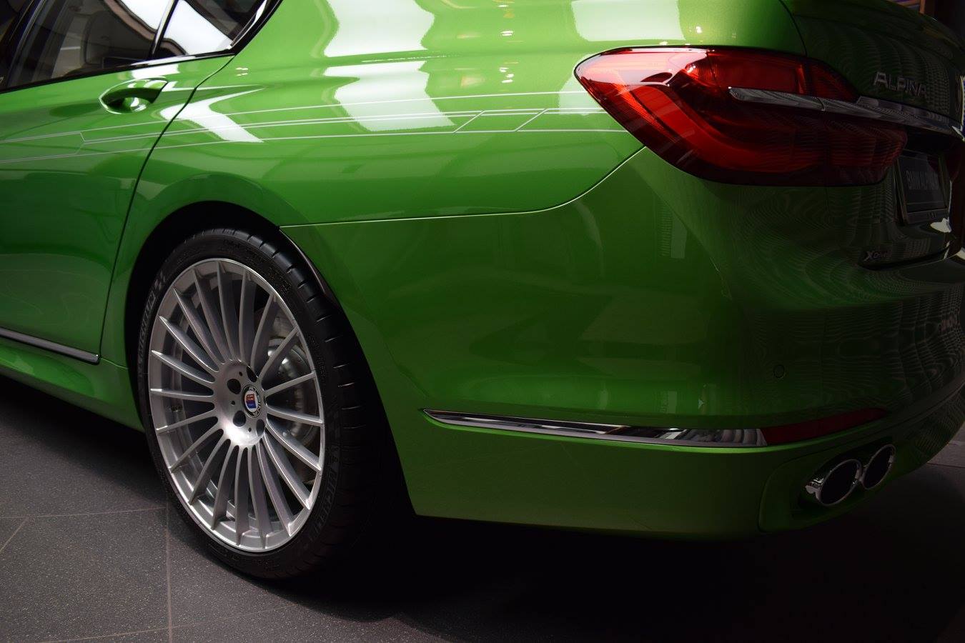 alpina-b7-java-green-abu-dhabi-28