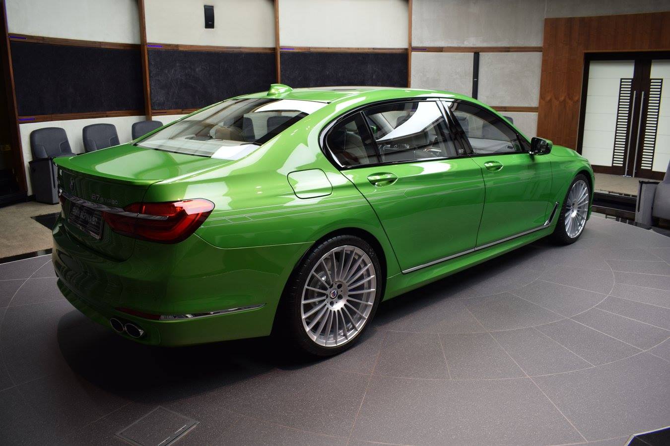 alpina-b7-java-green-abu-dhabi-46