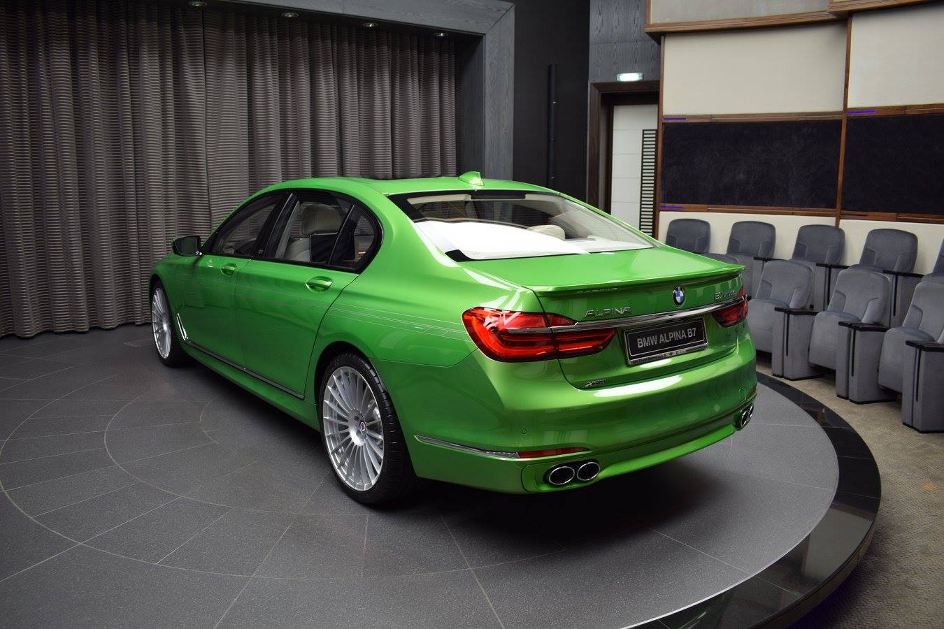 alpina-b7-java-green-abu-dhabi-5