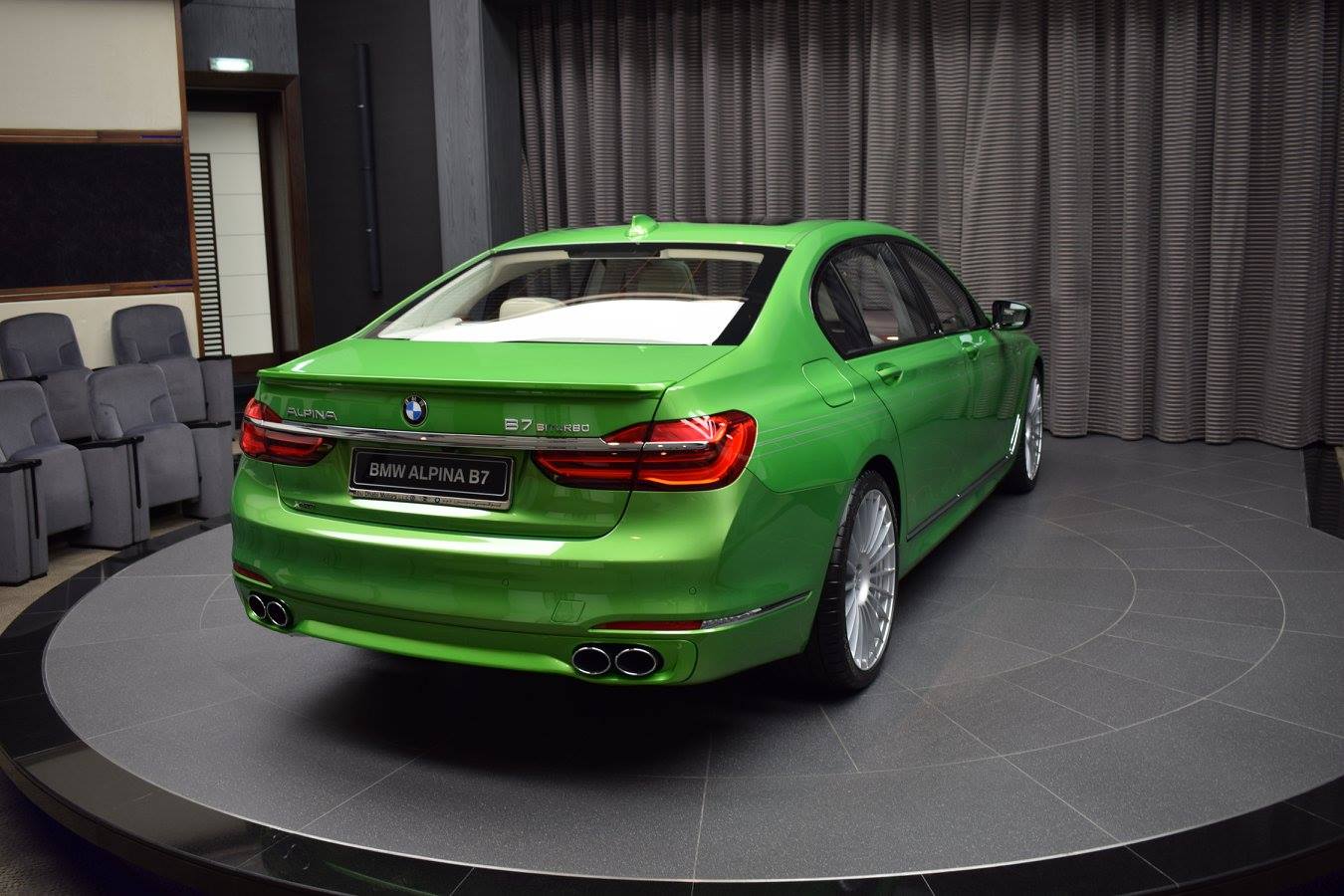 alpina-b7-java-green-abu-dhabi-7