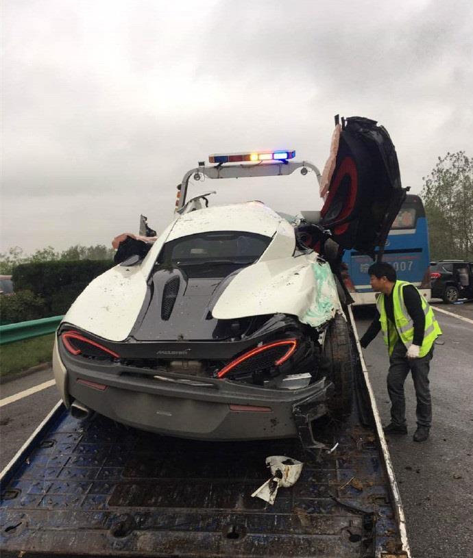 mclaren-570s-crash-china-1