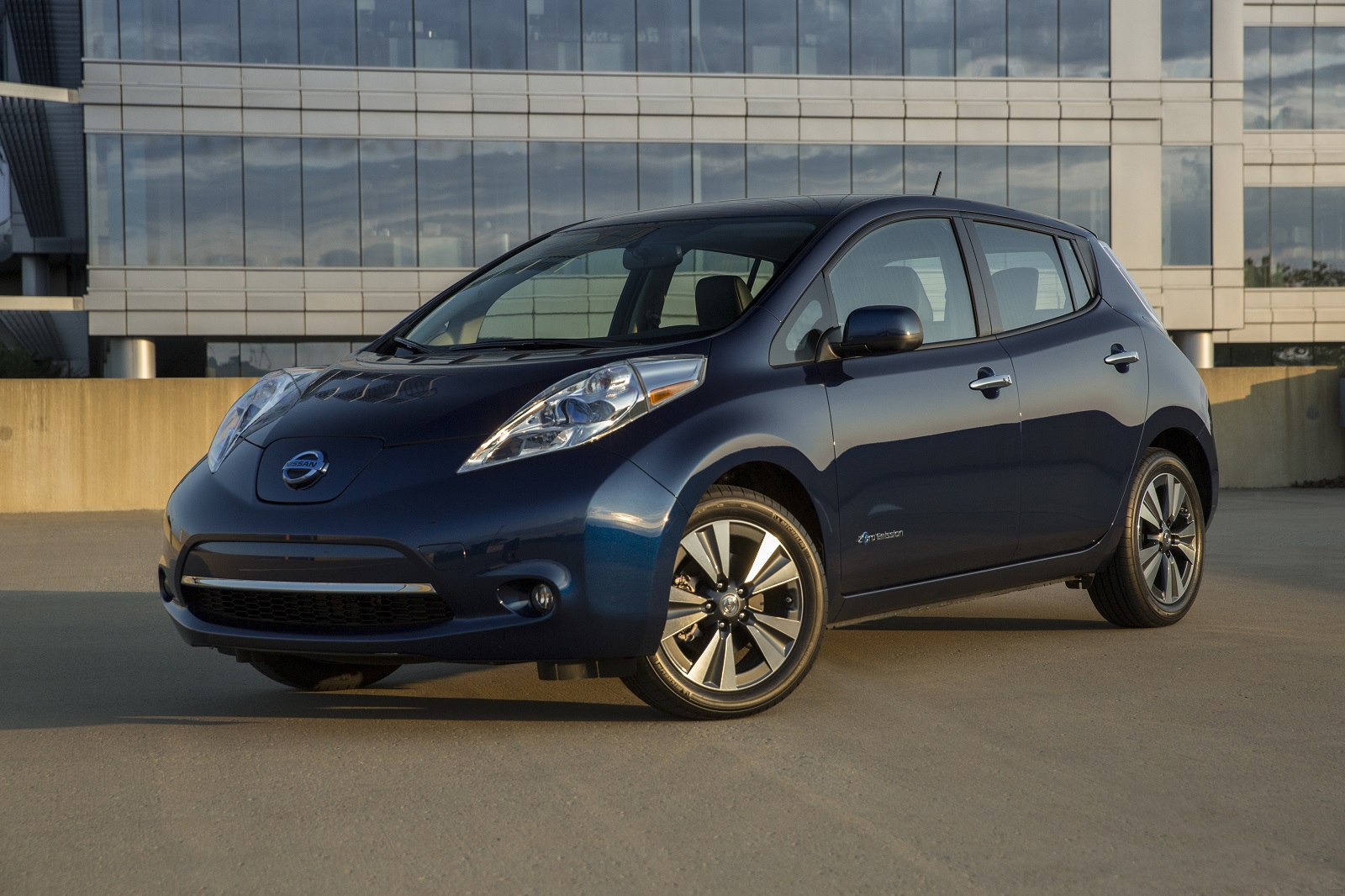 2016 Nissan LEAF