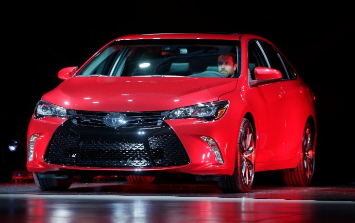 20-toyota-camry-2017