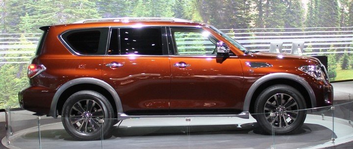 2017-nissan-armada-side