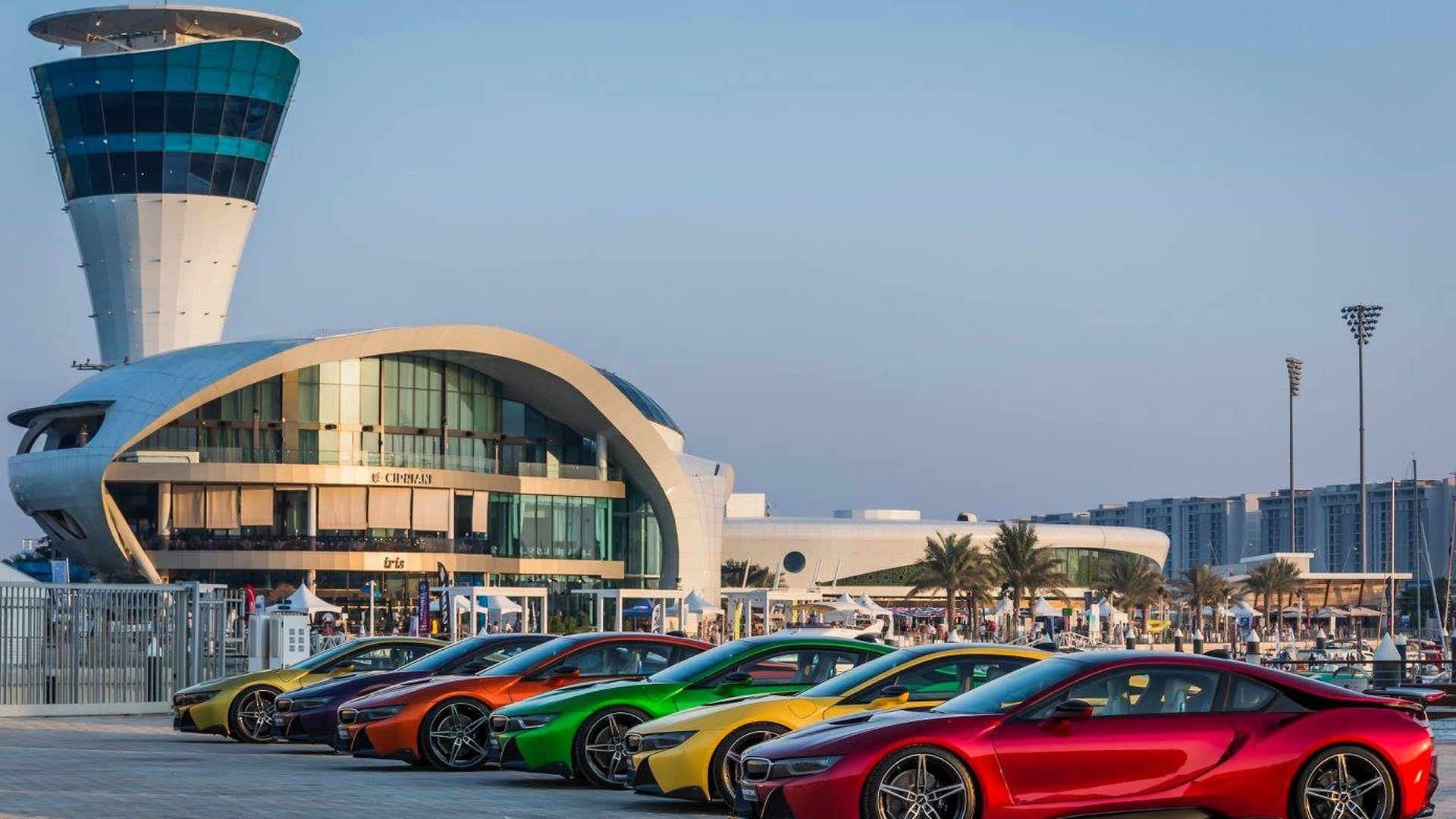 colorful-bmw-i8s-at-yas-marina-circuit-12