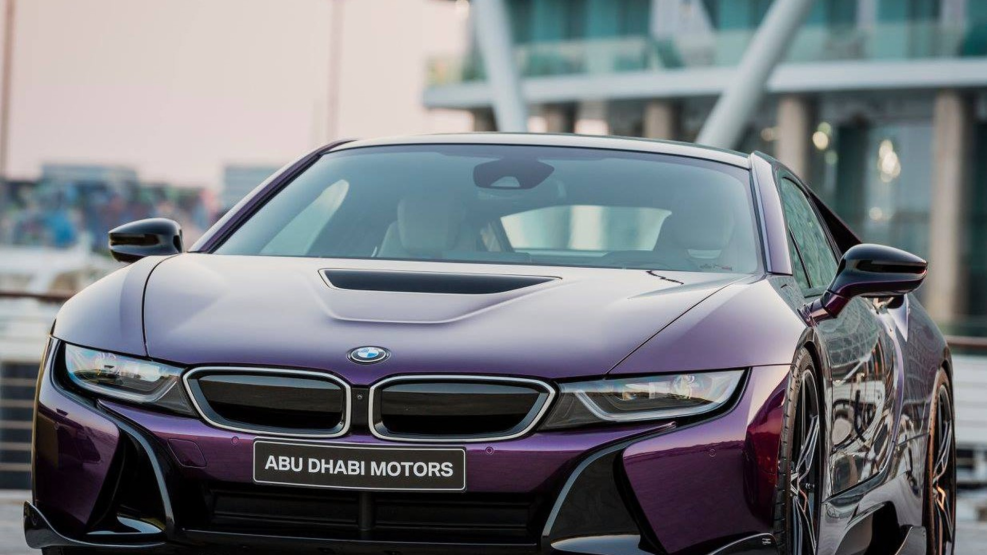 colorful-bmw-i8s-at-yas-marina-circuit-26