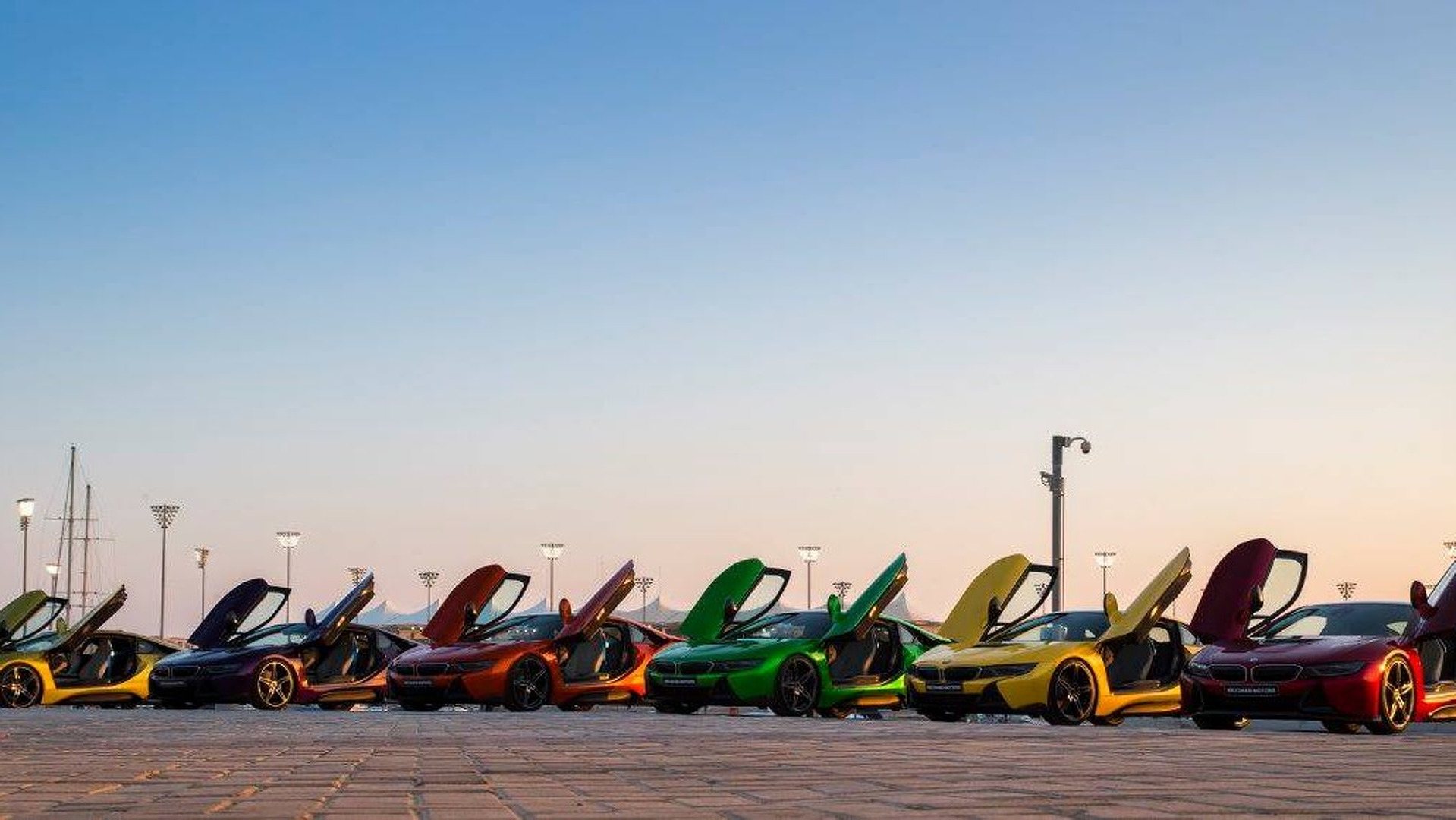 colorful-bmw-i8s-at-yas-marina-circuit-4