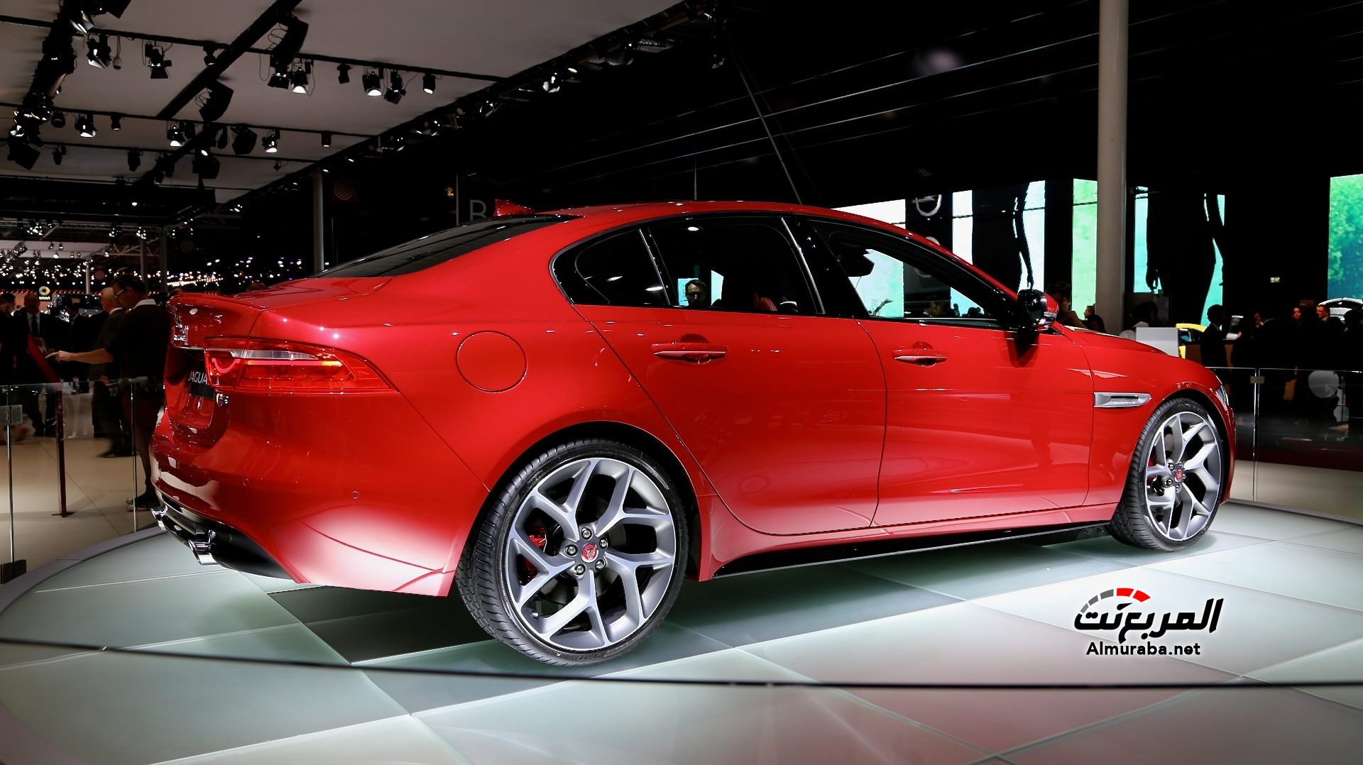 2017-jaguar-xe_100483282_h