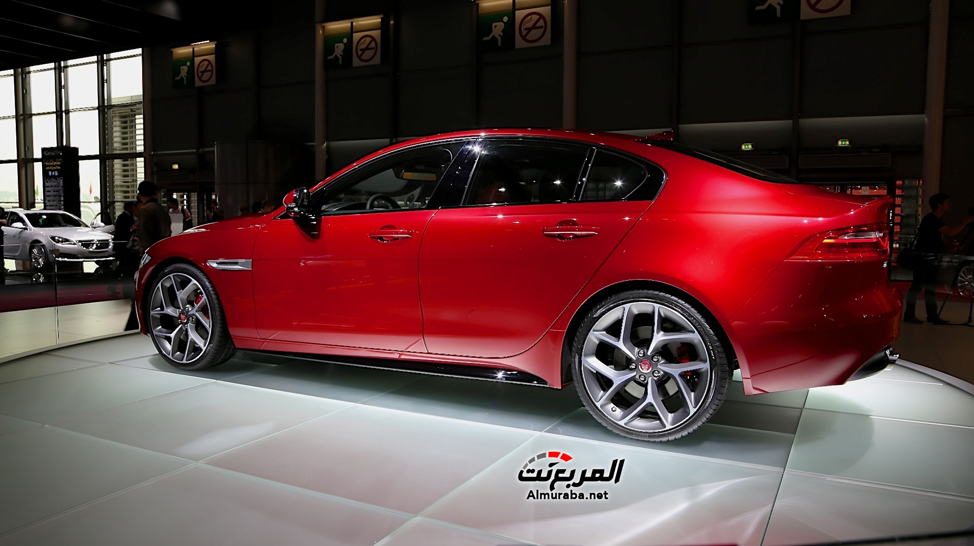 2017-jaguar-xe_100483285_h