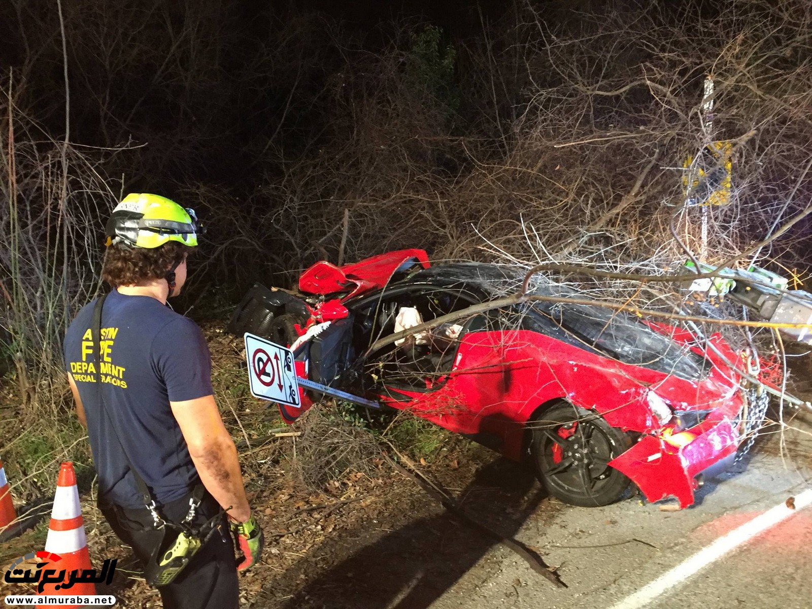 سائق ثمل يقود "فيراري" 458 التخصيصية يسقط بها في وادي بسرعة 100 ميل Ferrari 2