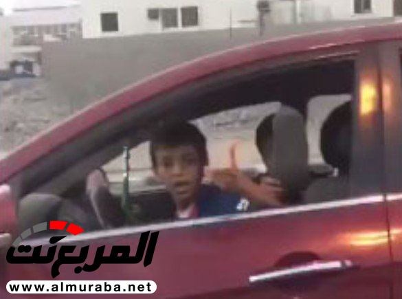 "مرور مكة" يستدعي مالك المركبة التي ظهرت خلال مقطع فيديو وكان يقودها حدث صغير 1