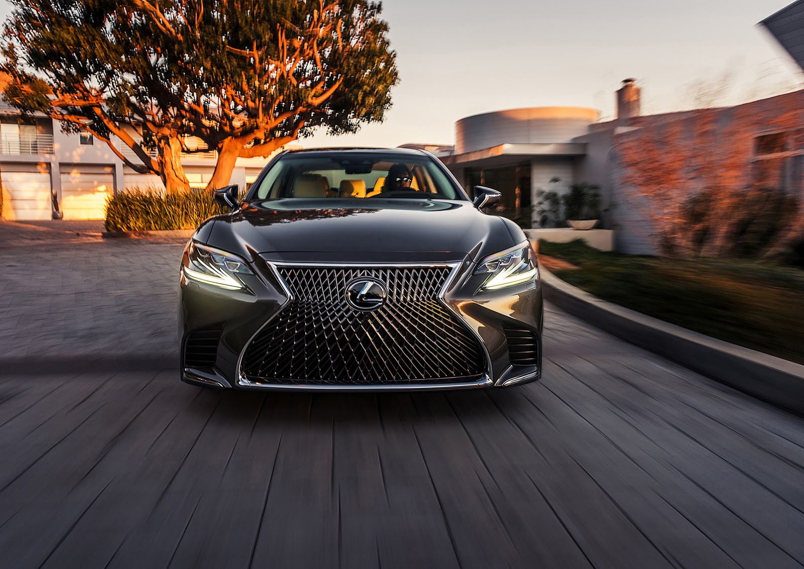 2018-lexus-ls-9