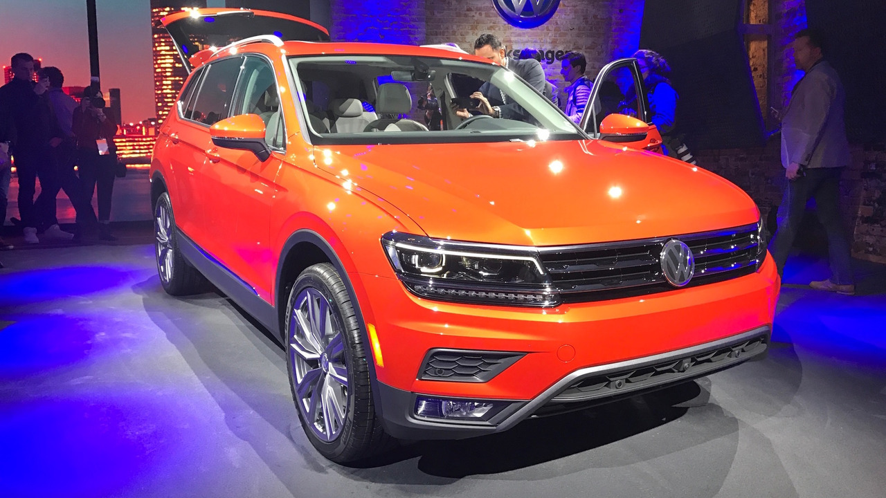 "فولكس فاجن" تجلب إلى ديترويت التيجوان ذات قاعدة العجلات الطويلة Volkswagen Tiguan 2018 9