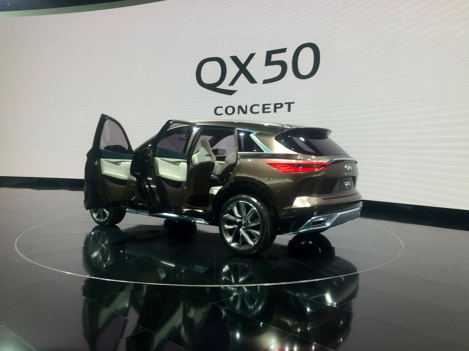 infiniti-qx50-naias-concept-13