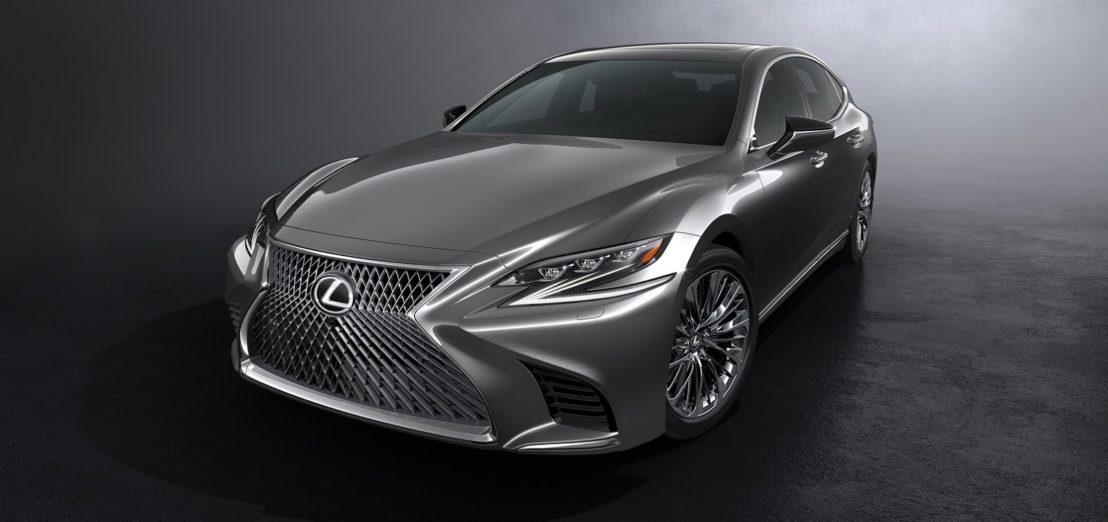 lexus-ls-18-18