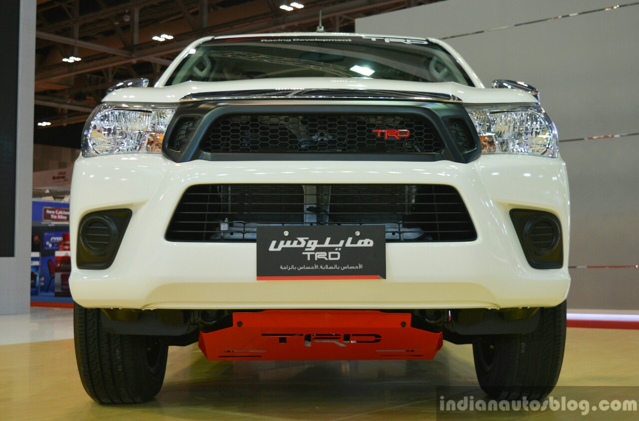 toyota-hilux-trd-skid-plate-motorshow-focus