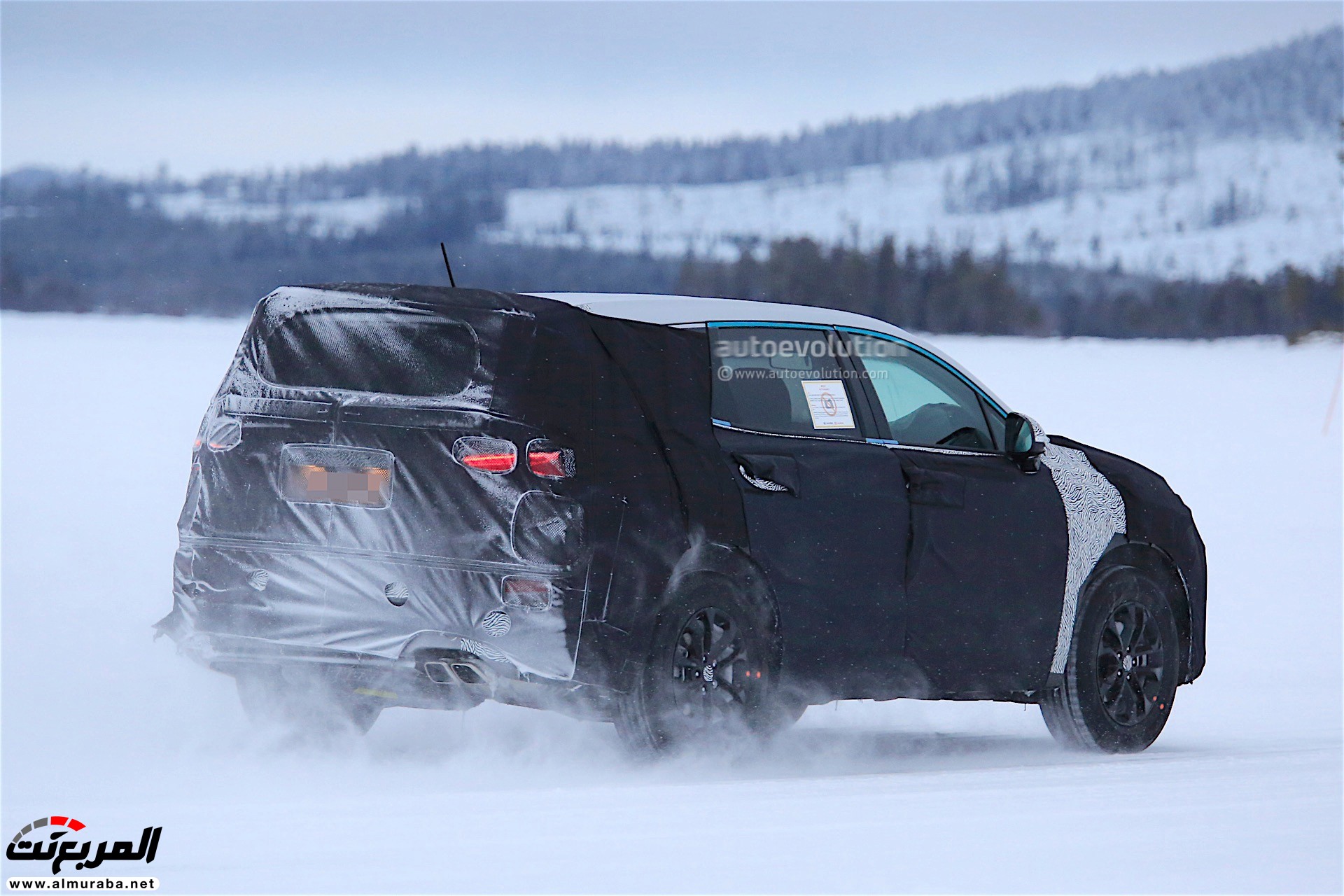 "صور تجسسية" للمرة الأولى أثناء اختبار "هيونداي" سانتا في الجيل القادم Hyundai Santa Fe 2018 10