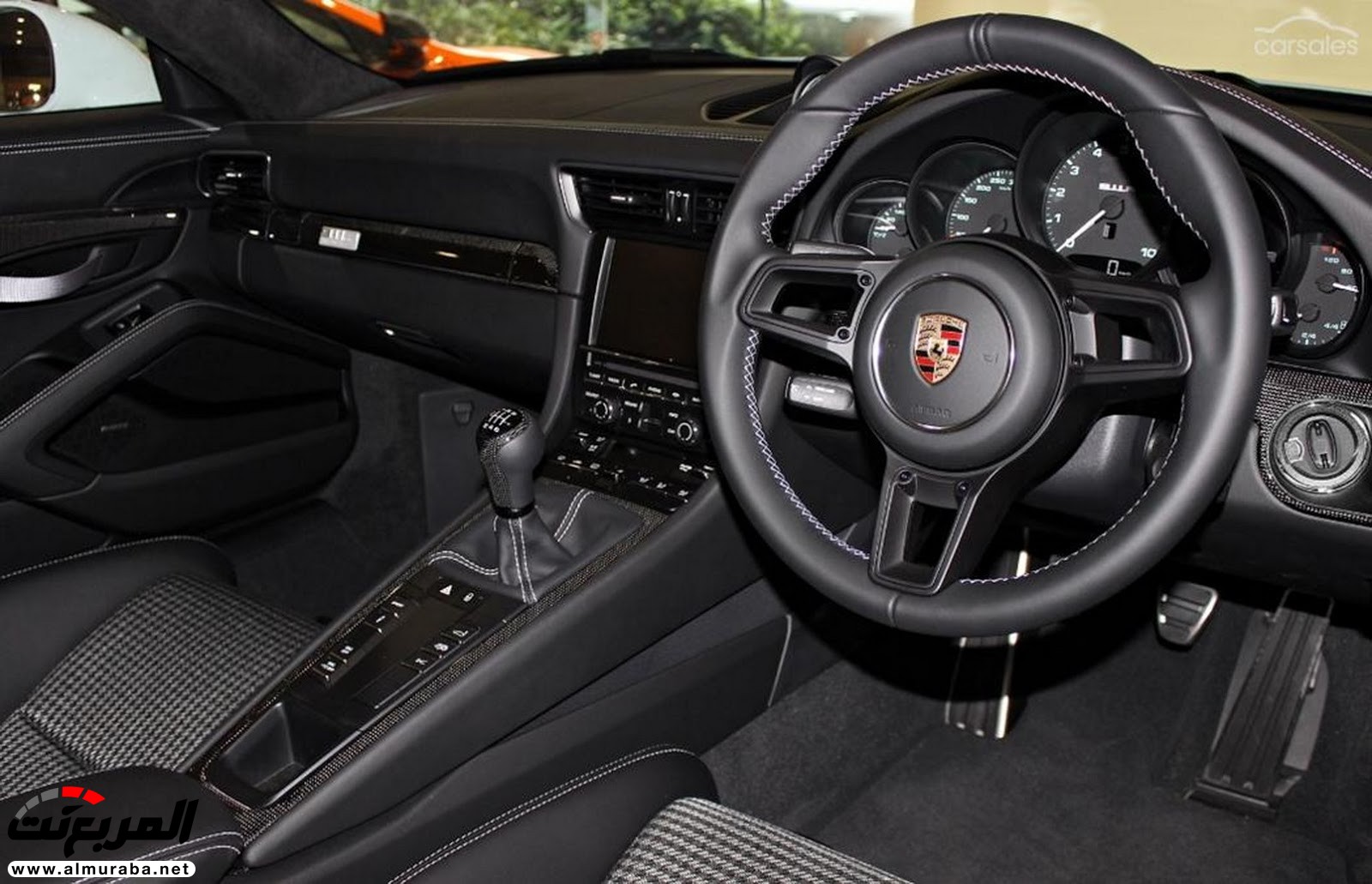 "بورش" 911 R معروضة للبيع مقابل 4.46 مليون ريال سعودي! Porsche 11