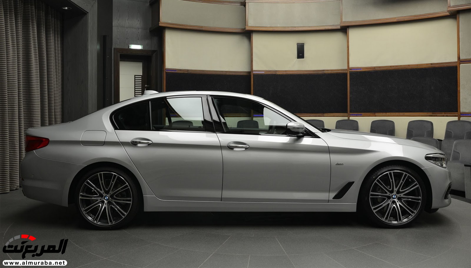 "بي إم دبليو" 540i الجديدة كلياً بتعديلات سبورت لاين معروضة بأبو ظبي BMW 19