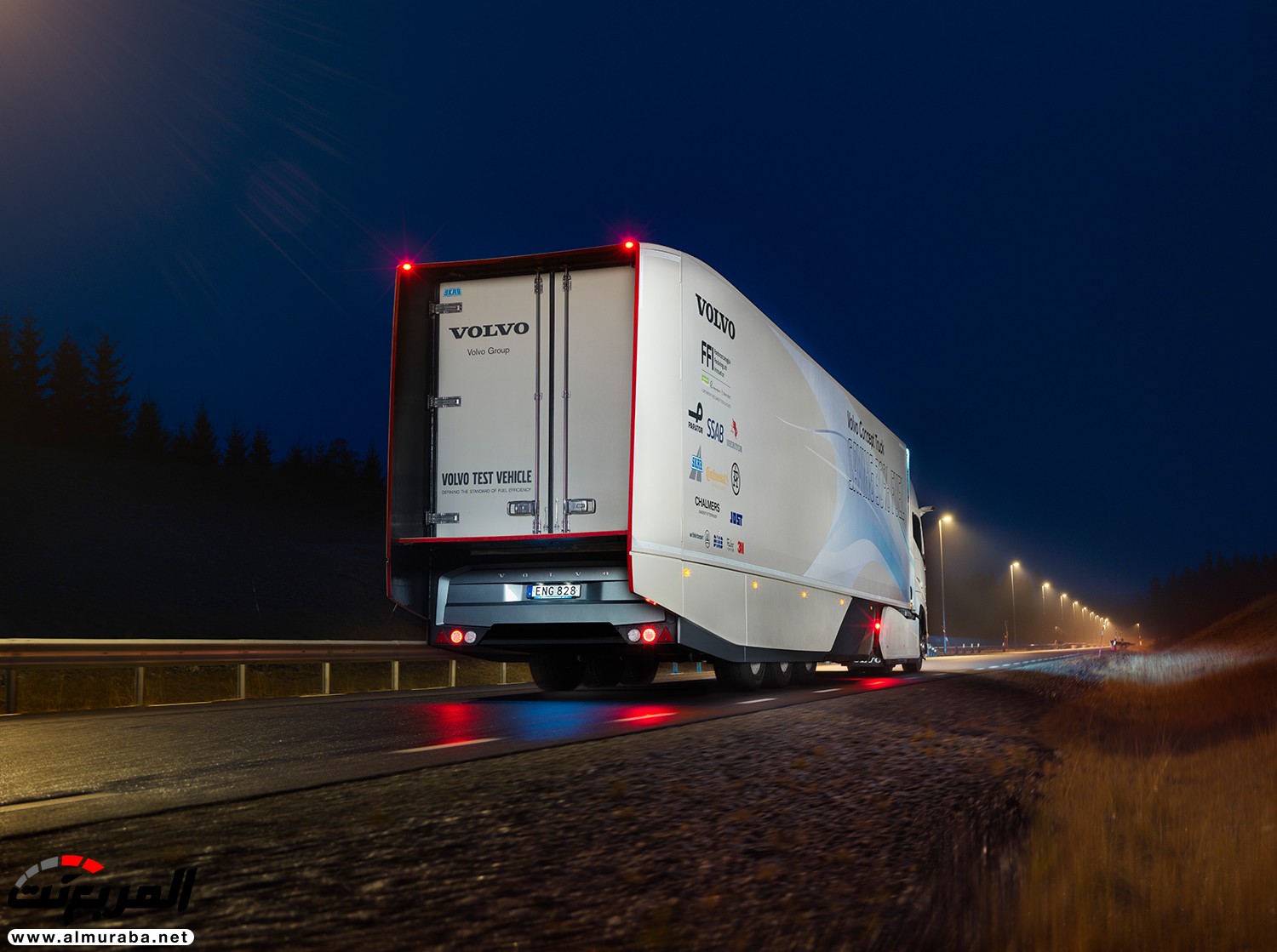 "فولفو" تختبر كونسبت شاحنة بنظام طاقة هجين "صور وفيديو" Volvo Trucks 1