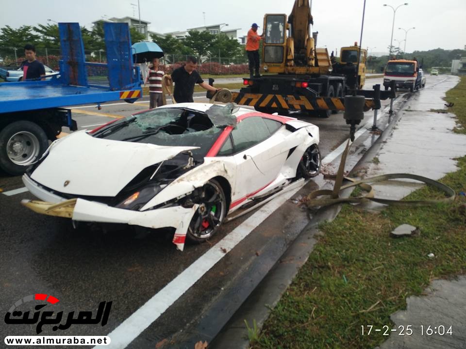 "بالصور والفيديو" شاهد "لامبورجيني" جالاردو مملوكة لمراهق تدمر تماما في حادث بماليزيا Lamborghini Gallardo 1