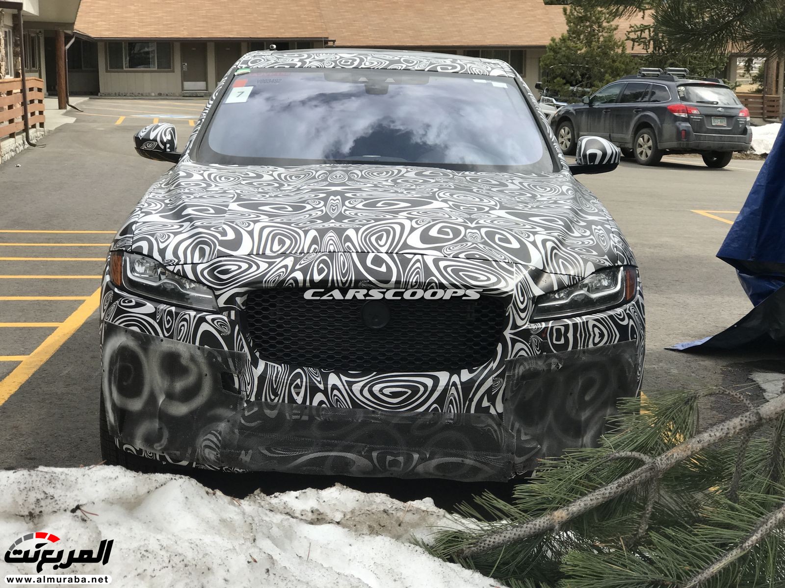 جاغوار F-Pace SVR ورينج روفر سبورت SVR يُرصدان أثناء اختبارهما بقوة تزيد عن 575 حصان 2