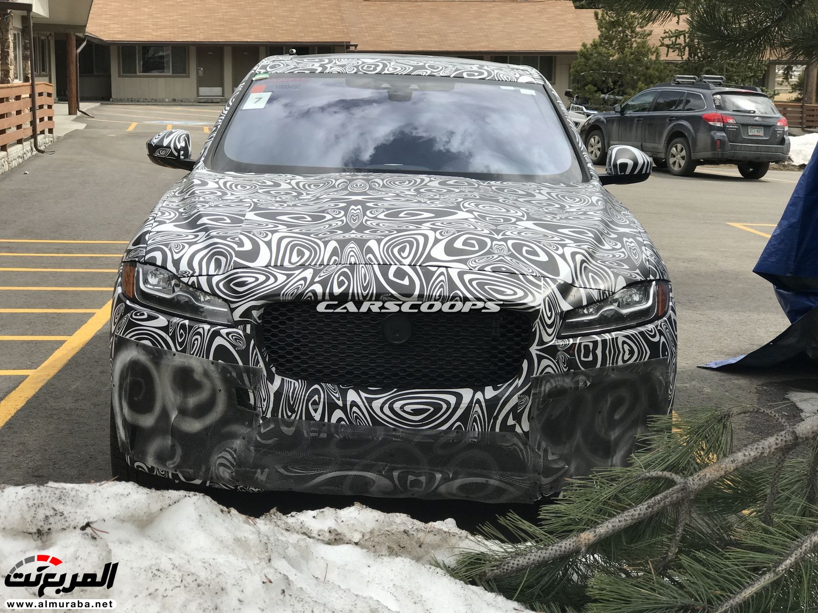 جاغوار F-Pace SVR ورينج روفر سبورت SVR يُرصدان أثناء اختبارهما بقوة تزيد عن 575 حصان 3