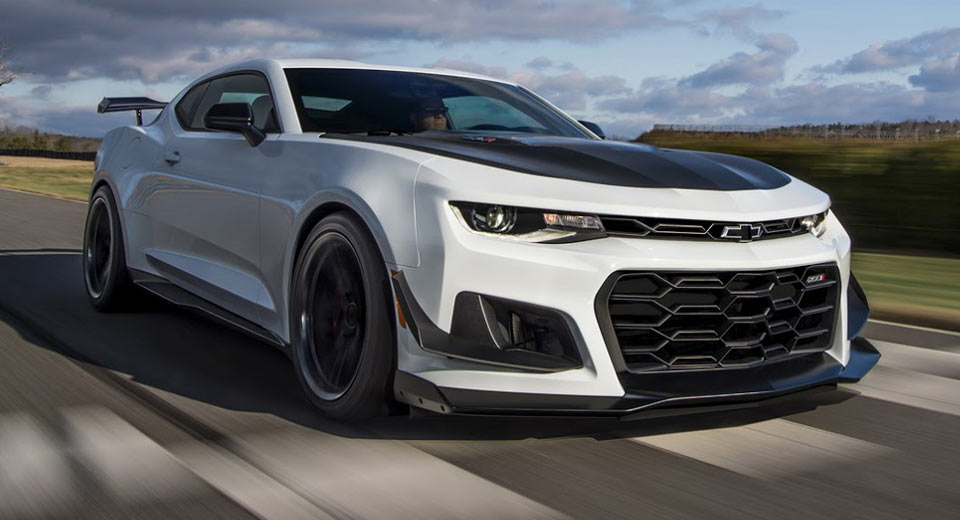 “شيفروليه” كمارو Z/28 قد تطرح بقوة تزيد عن 700 حصان كموديل 2019 Chevrolet Camaro