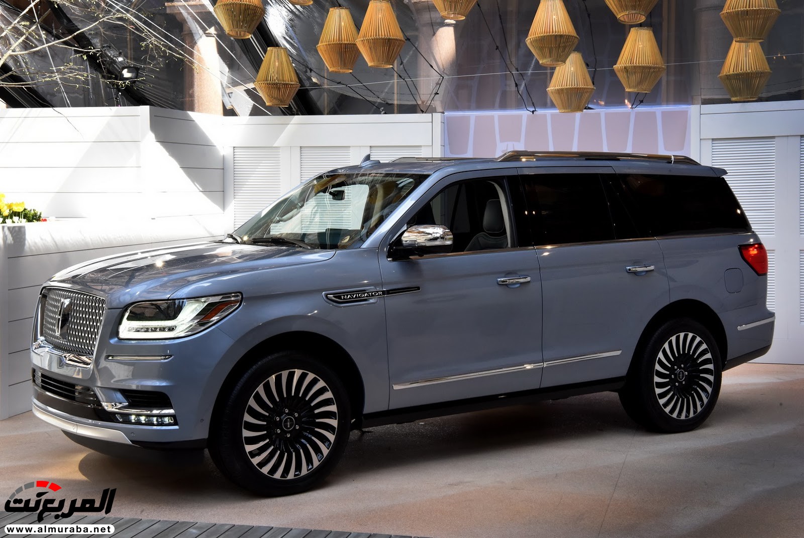 لينكولن نافيجيتور 2018 الجديدة كلياً تكشف نفسها رسمياً "صور وفيديو" Lincoln Navigator 18