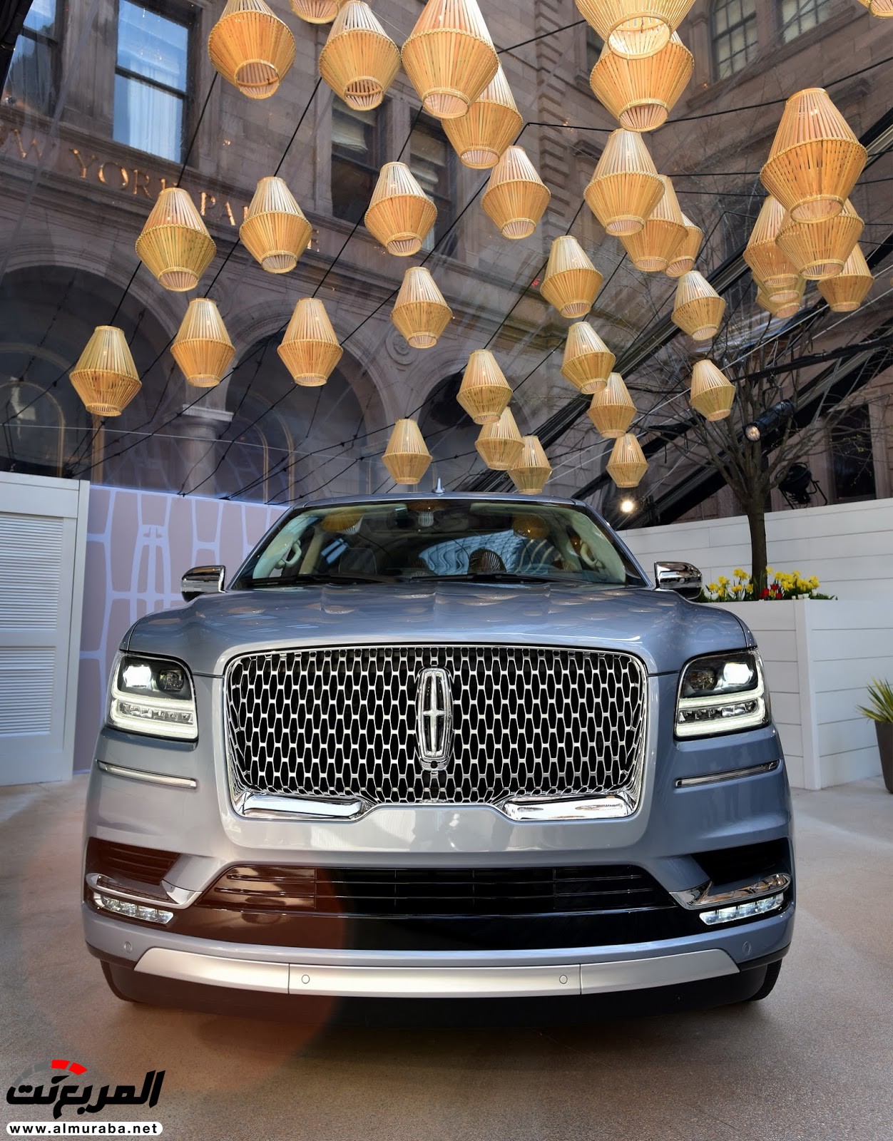 لينكولن نافيجيتور 2018 الجديدة كلياً تكشف نفسها رسمياً "صور وفيديو" Lincoln Navigator 20