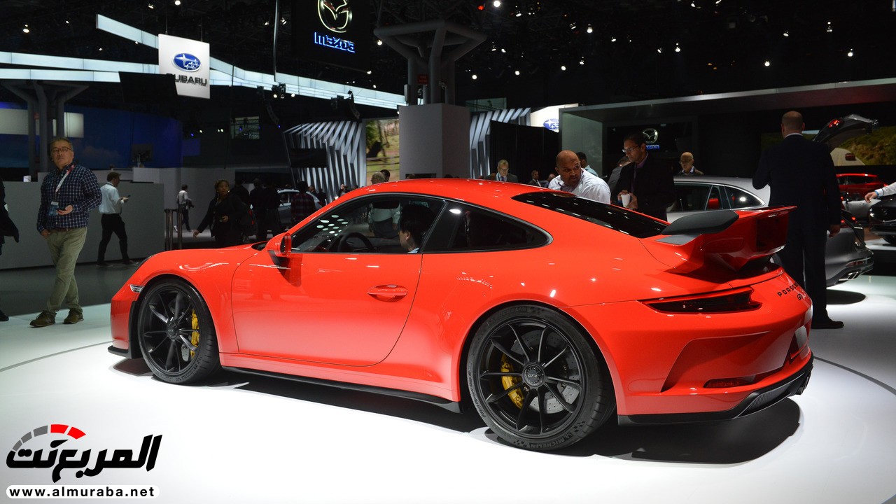 بورش 911 GT3 المحدثة 2018 تتألق في نيويويورك بقوة 500 حصان 8