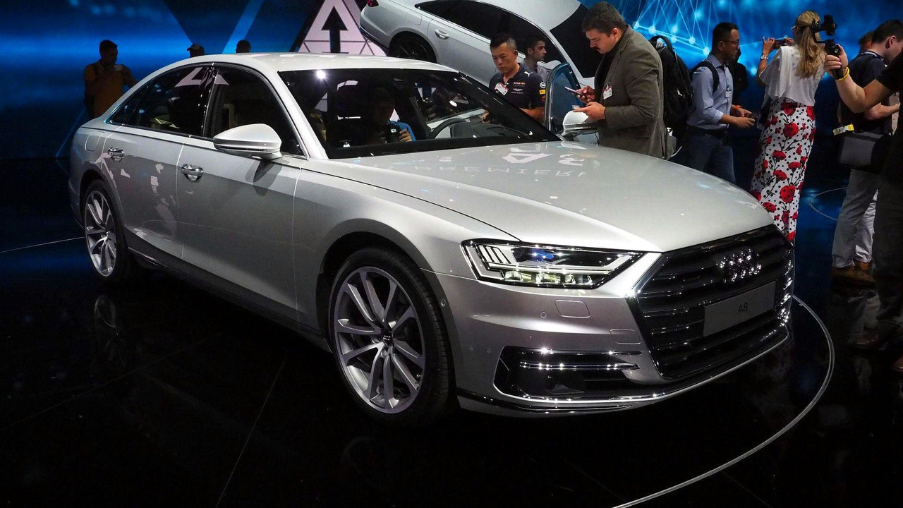 أودي A8 2018 الجديدة كلياً تكشف نفسها بتصميم وتقنيات متطورة “معلومات + 100 صورة” Audi A8