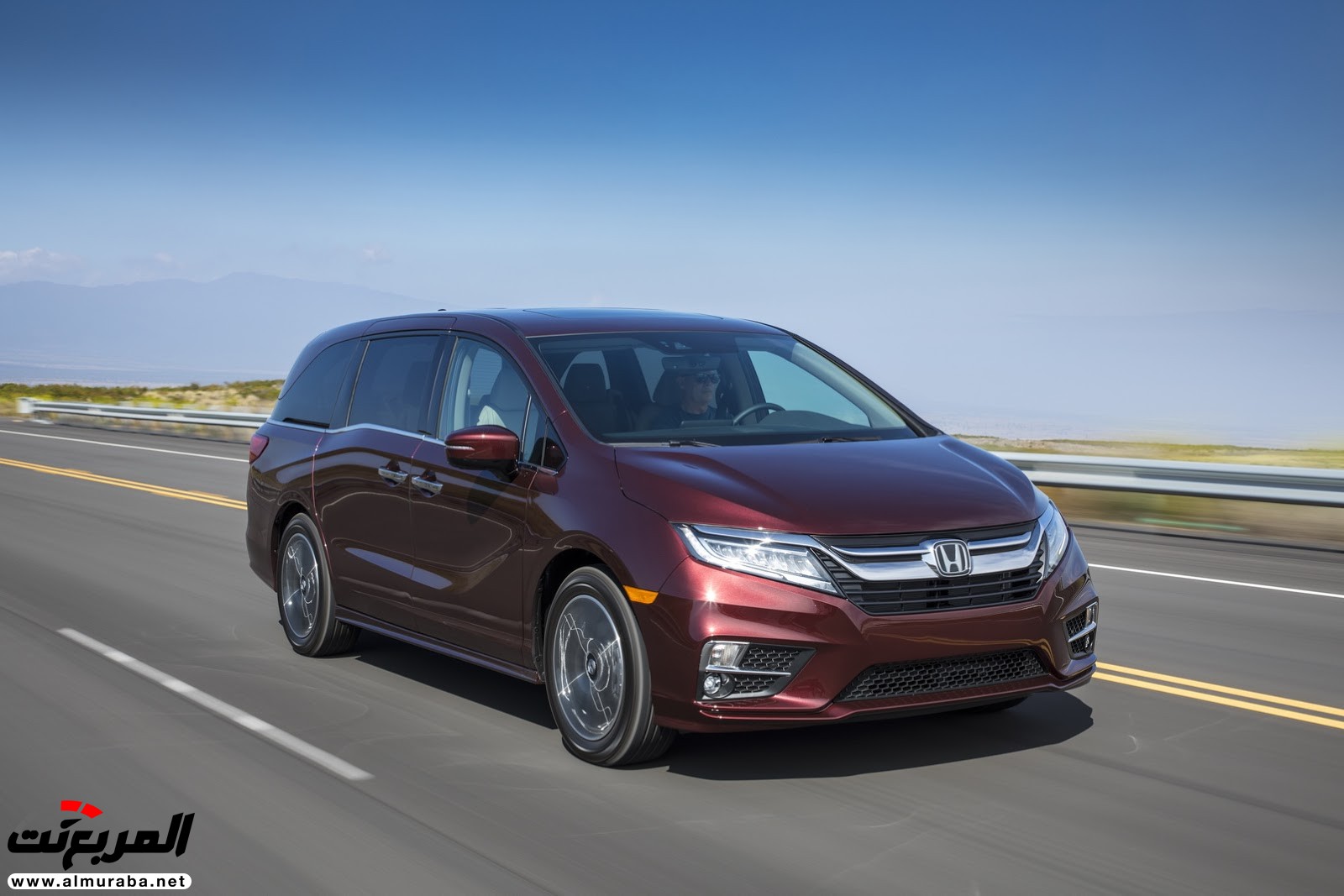 هوندا اوديسي 2018 تحصل على تقنيات جديدة وتحديثات خارجية وداخلية + صور وتقرير Honda Odyssey 24