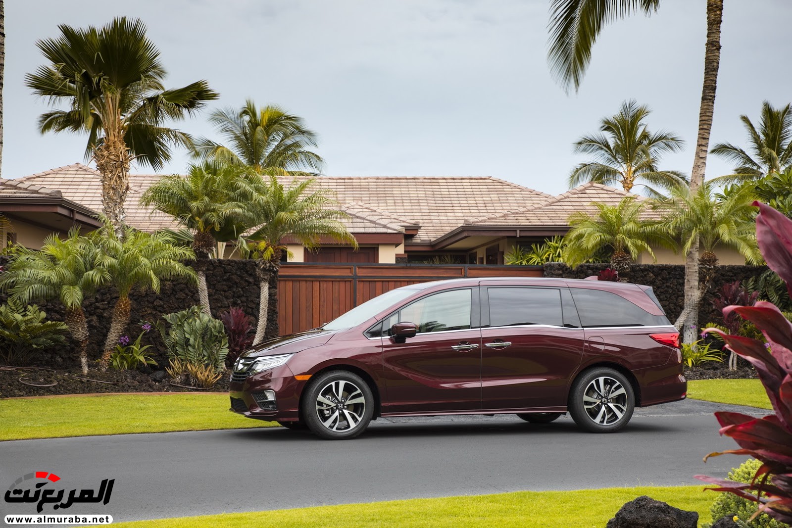 هوندا اوديسي 2018 تحصل على تقنيات جديدة وتحديثات خارجية وداخلية + صور وتقرير Honda Odyssey 26