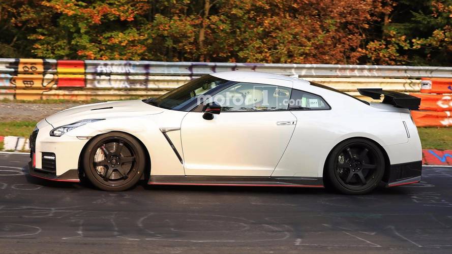 نيسان GT-R نيسمو الجديدة تظهر لاول مرة أثناء اختبارها 1