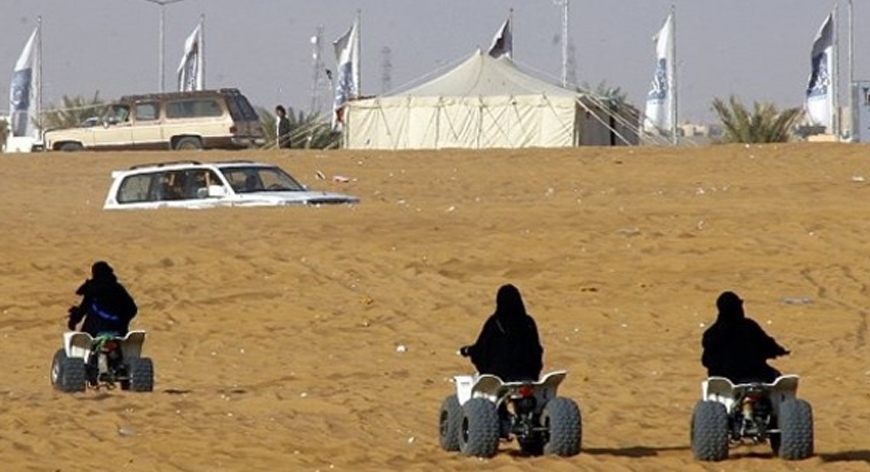 "المرور" يوضح أن المرأة لا يزال غير مسموح لها بقيادة الدراجات النارية 8