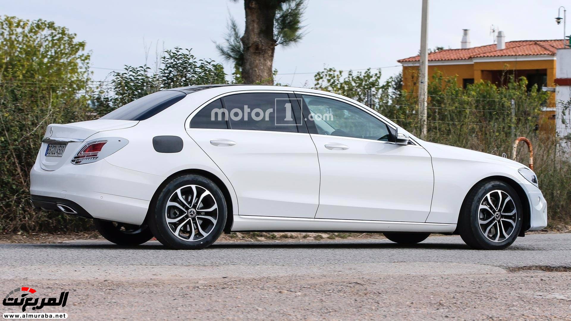 مرسيدس C-Class الجديدة تظهر أثناء اختبارها بلا تمويهات 10